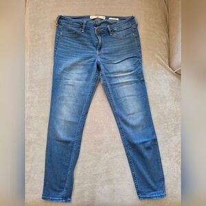 Hollister Women's Light Blue Skinny Jeans